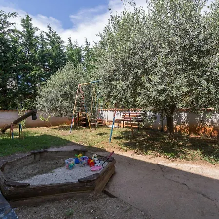 Nena-2 By Interhome *