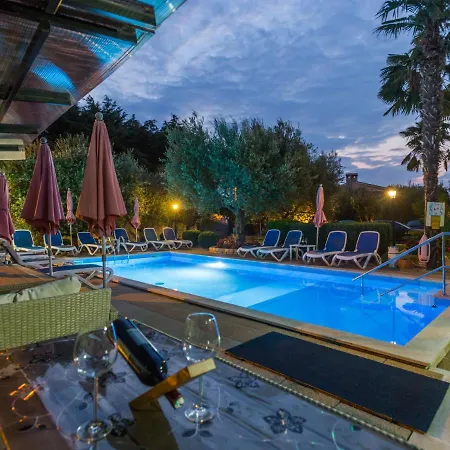 Nena-2 By Interhome *