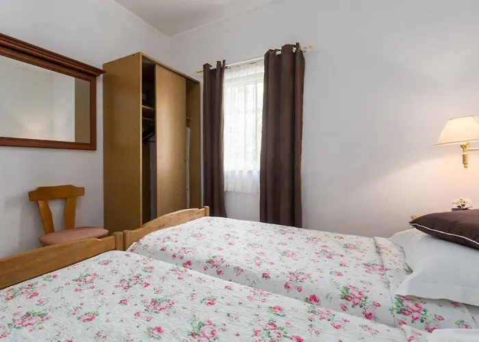 Appartement Nena-2 By Interhome Nova Vas (Porec)