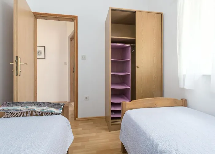 Nena-2 By Interhome Appartement Nova Vas (Porec)